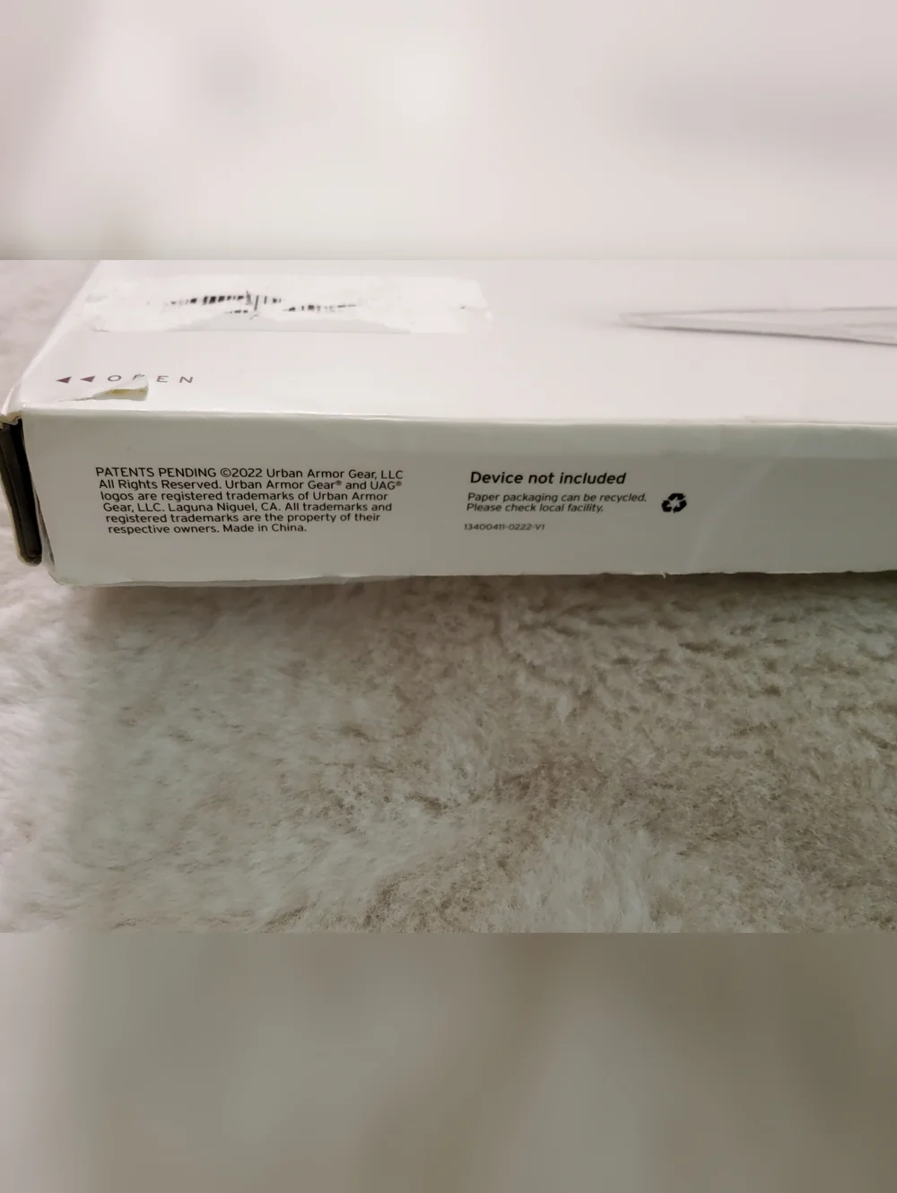 UAG Lucent MacBook Pro 16
